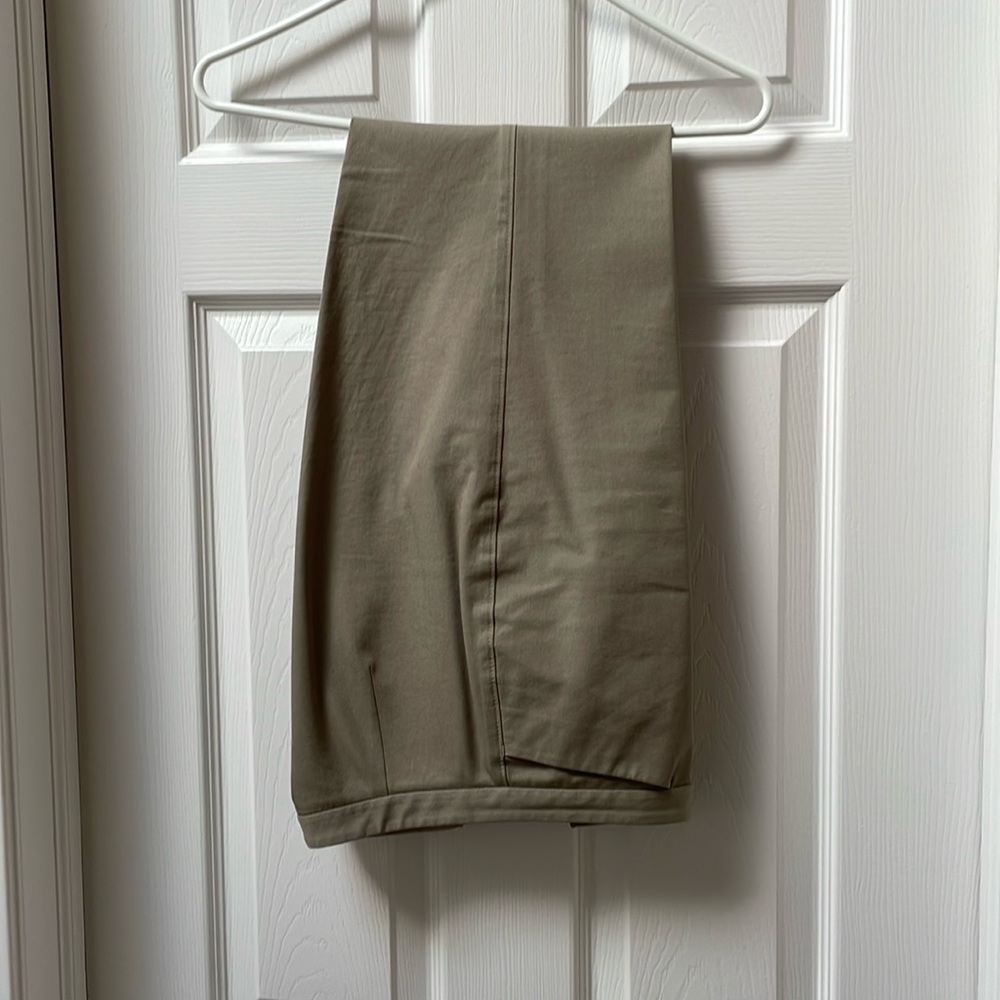 Banana Republic straight leg slacks